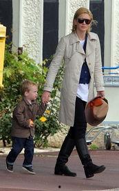 比个耶图片欧美,欧美视角下的“比个耶”文化现象解析